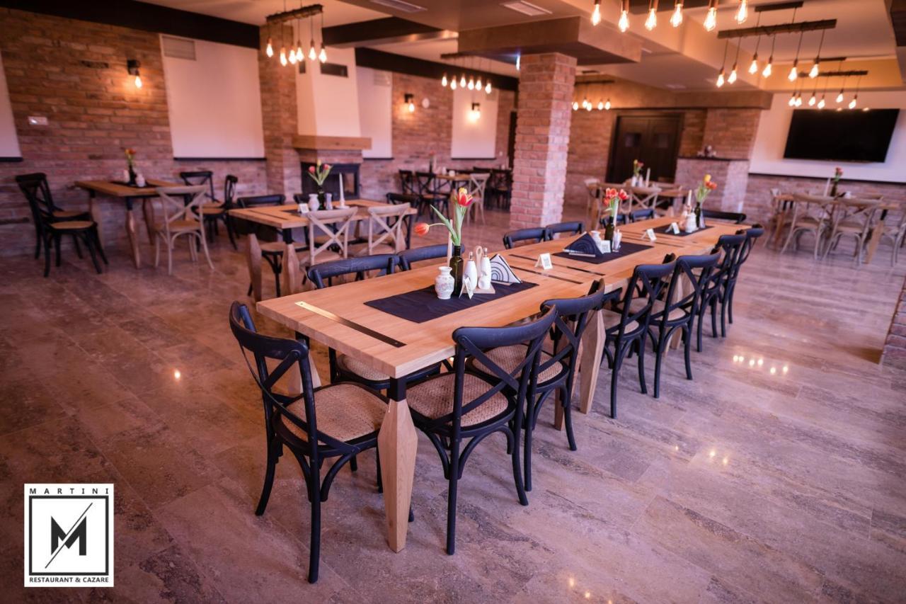 Martini Restaurant & Cazare Sebesel المظهر الخارجي الصورة