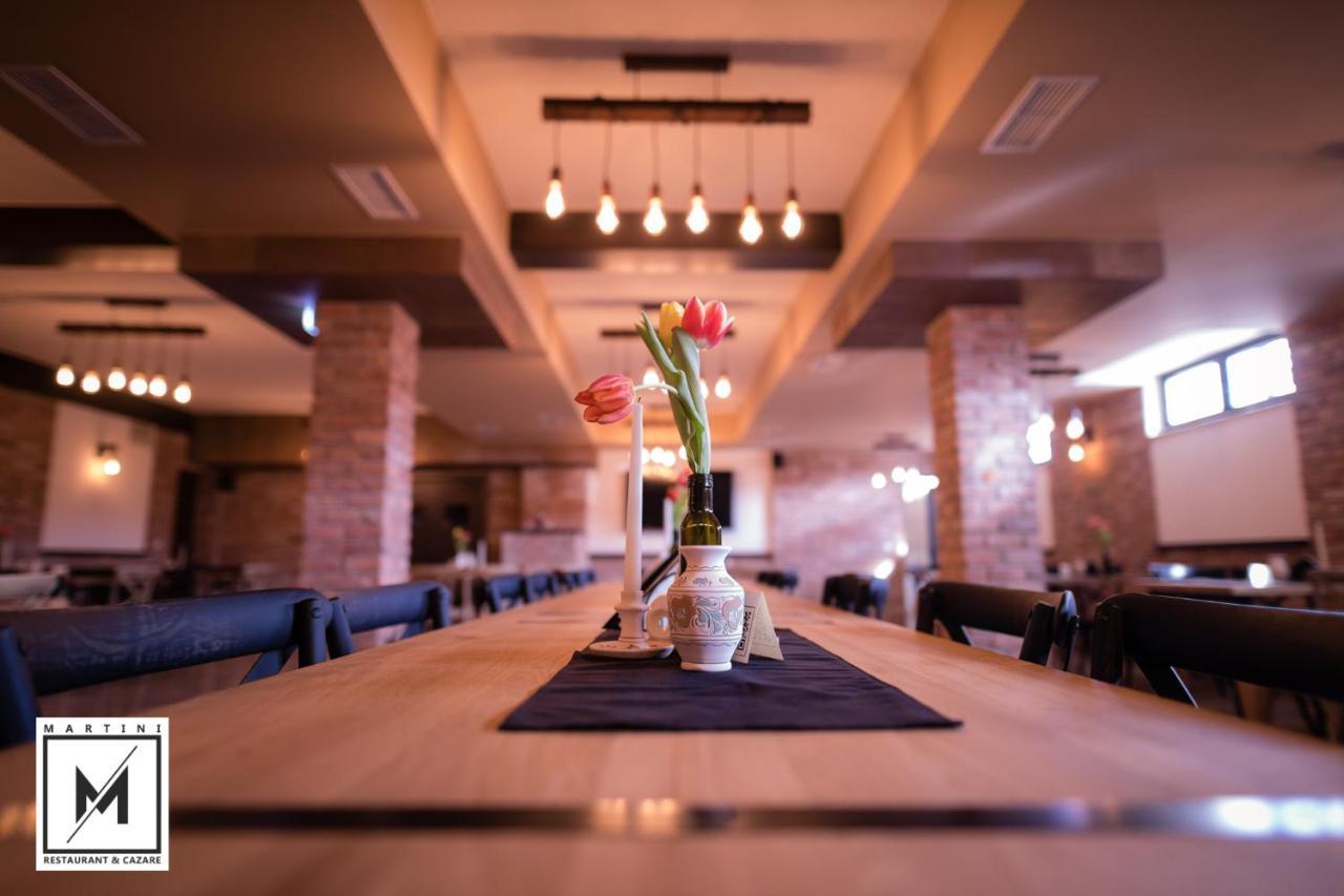 Martini Restaurant & Cazare Sebesel المظهر الخارجي الصورة