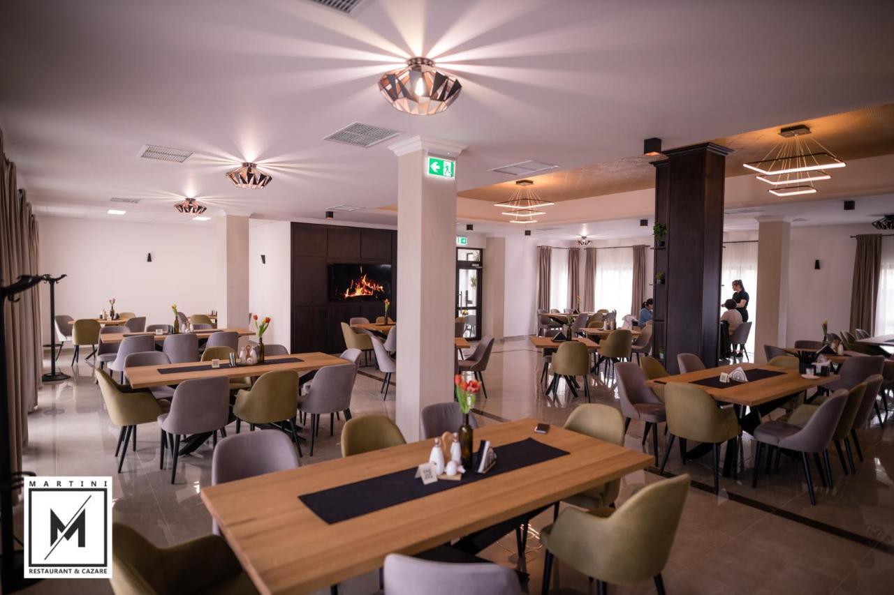 Martini Restaurant & Cazare Sebesel المظهر الخارجي الصورة