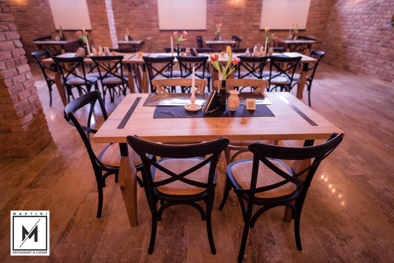 Martini Restaurant & Cazare Sebesel المظهر الخارجي الصورة