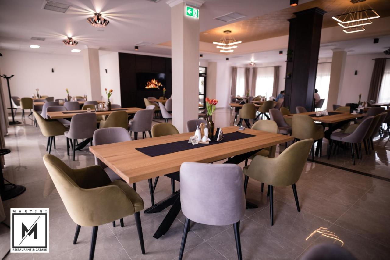 Martini Restaurant & Cazare Sebesel المظهر الخارجي الصورة